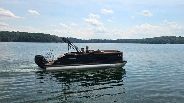 Bentley-pontoons ELITE-223-SWINGBACK image