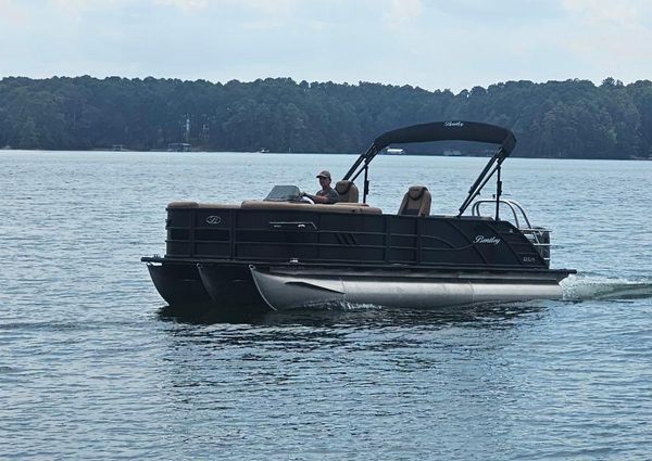 Bentley-pontoons ELITE-223-SWINGBACK image