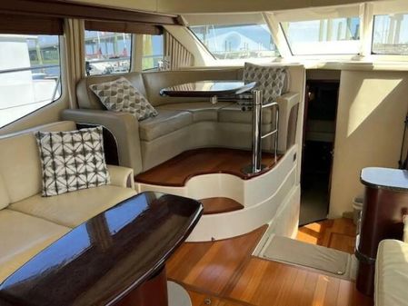 Sea Ray 440 Sedan Bridge image