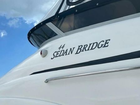 Sea Ray 440 Sedan Bridge image