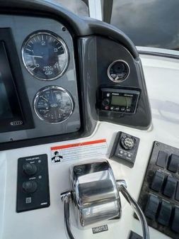 Sea Ray 440 Sedan Bridge image