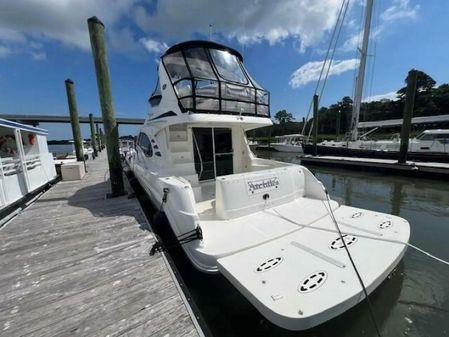 Sea Ray 440 Sedan Bridge image