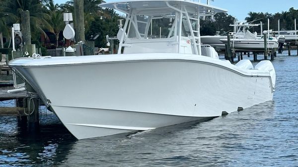 Invincible 39 Open Fisherman