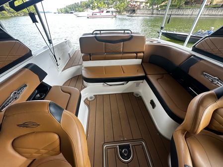 Chaparral 26-SURF image