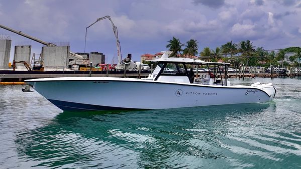 Yellowfin 42 Offshore image