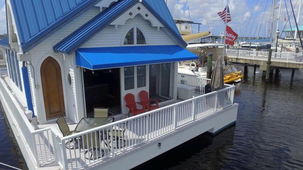 Custom Floating Home or Office image