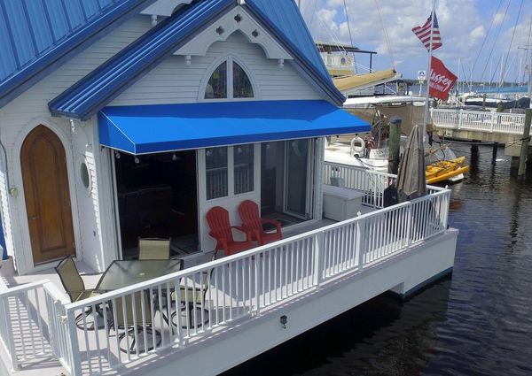 Custom Floating Home or Office image