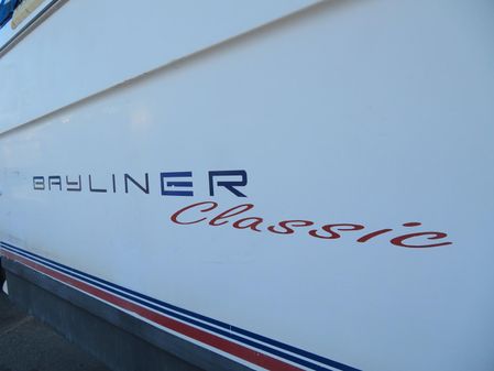 Bayliner 2859 Ciera Classic image