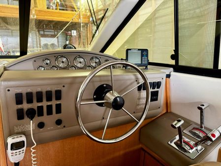 Bayliner 3488 Avanti image