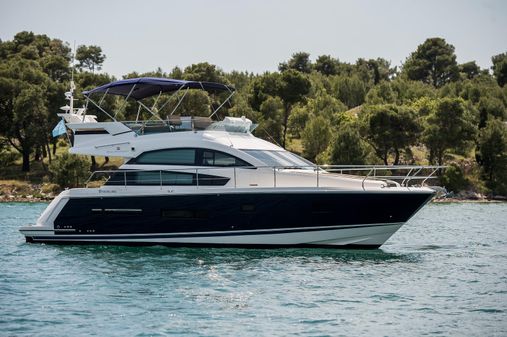 Fairline Squadron 42 image