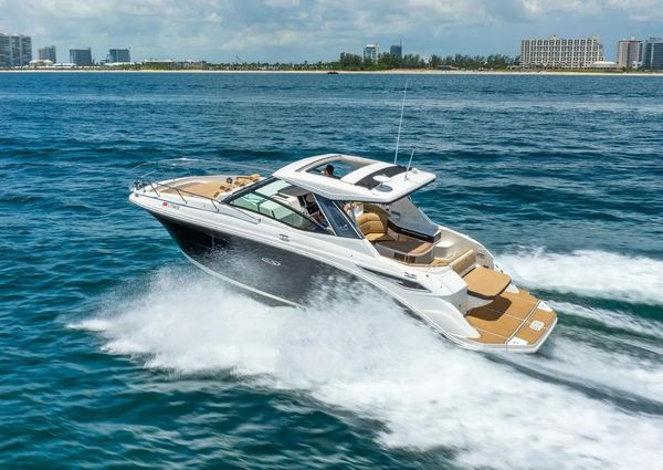 Sea Ray Sundancer 320 image