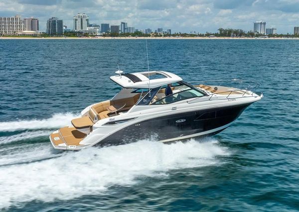 Sea Ray Sundancer 320 image