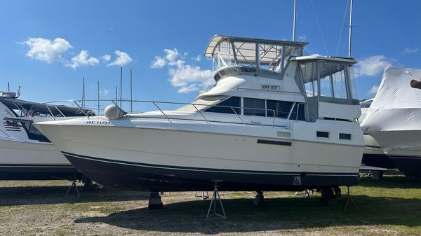 Silverton 34 Motor Yacht 