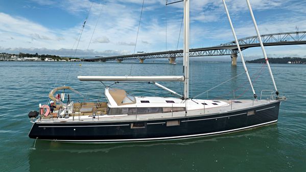 Beneteau SENSE-55-QUARTER-SHARE image