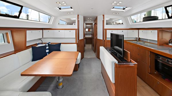 Beneteau SENSE-55-QUARTER-SHARE image