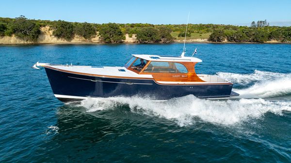 Salthouse Southstar 37 