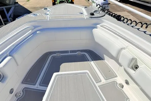 Everglades 325-CENTER-CONSOLE image