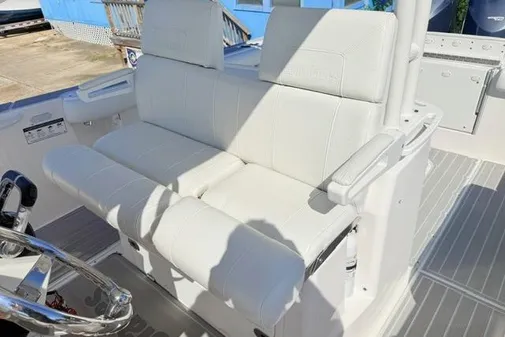 Everglades 325-CENTER-CONSOLE image