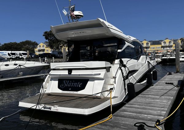 Galeon 425 HTS image