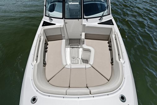 Boston Whaler 320 Vantage image