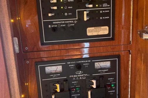 Regal 3760-SPORTYACHT image
