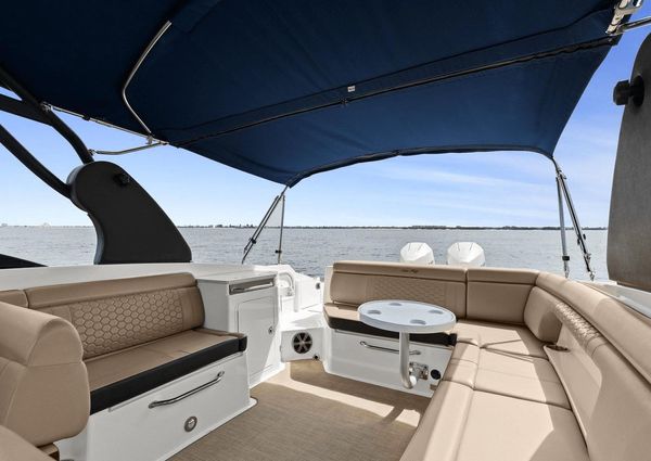 Sea Ray 290 SDX OUTBOARD image