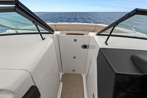 Sea Ray 290 SDX OUTBOARD image