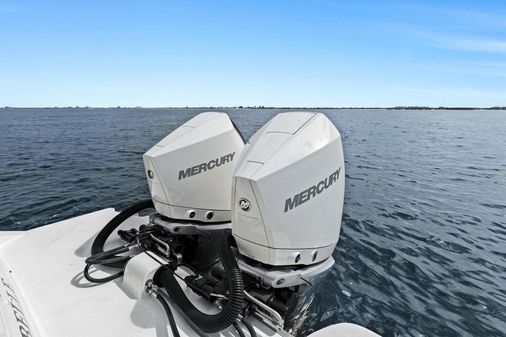 Sea Ray 290 SDX OUTBOARD image