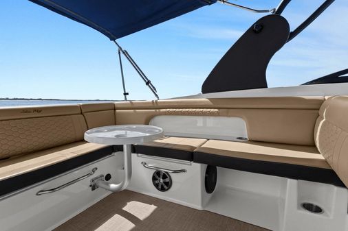 Sea Ray 290 SDX OUTBOARD image