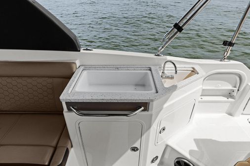 Sea Ray 290 SDX OUTBOARD image