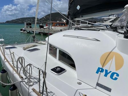 Lagoon 380 image