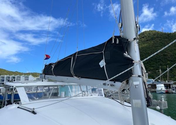 Lagoon 380 image
