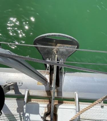 Lagoon 380 image
