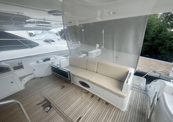 Azimut 60 Flybridge image