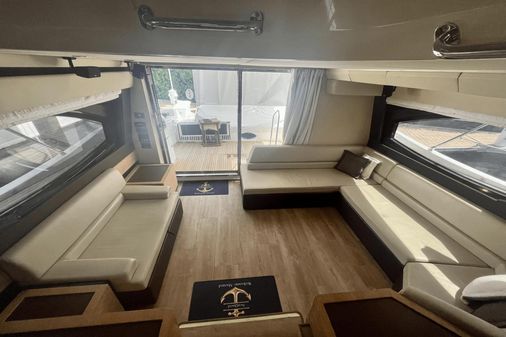 Azimut 60 Flybridge image