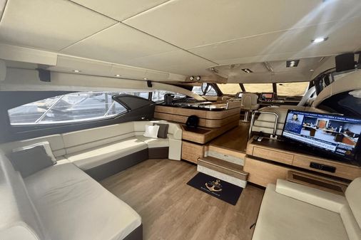 Azimut 60 Flybridge image