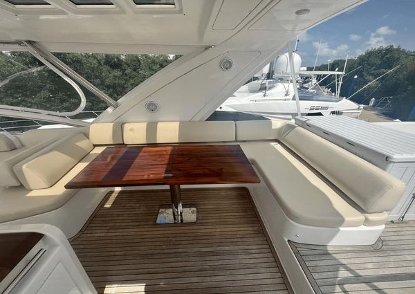 Azimut 60 Flybridge image