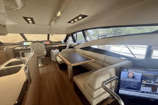 Azimut 60 Flybridge image