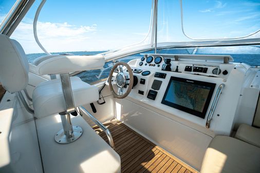 Azimut 60 Flybridge image