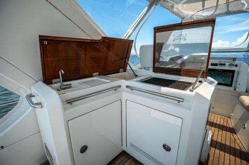 Azimut 60 Flybridge image