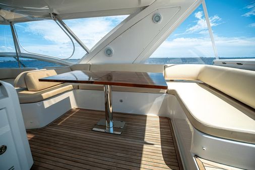 Azimut 60 Flybridge image