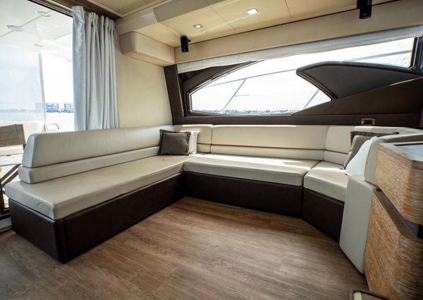 Azimut 60 Flybridge image