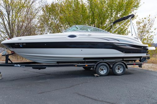 Sea-ray 240-SUNDECK image