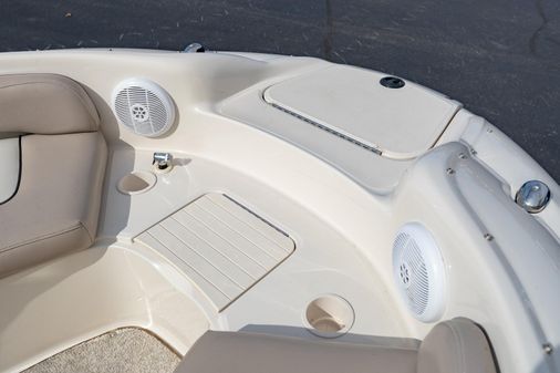 Sea-ray 240-SUNDECK image