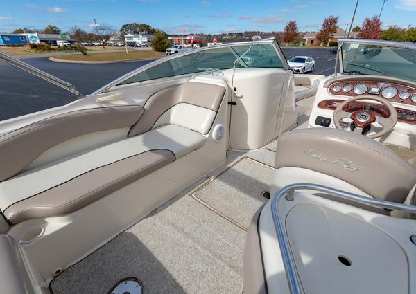 Sea-ray 240-SUNDECK image