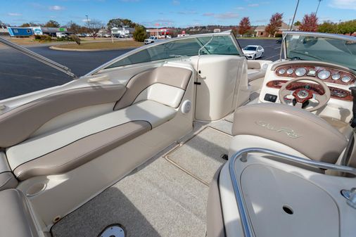 Sea-ray 240-SUNDECK image