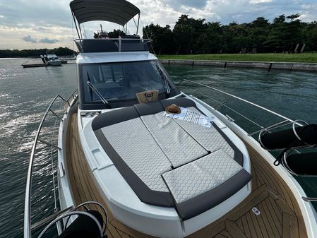 Galeon 400 Fly image