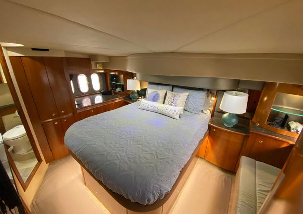 Cruisers Yachts 52 Express image