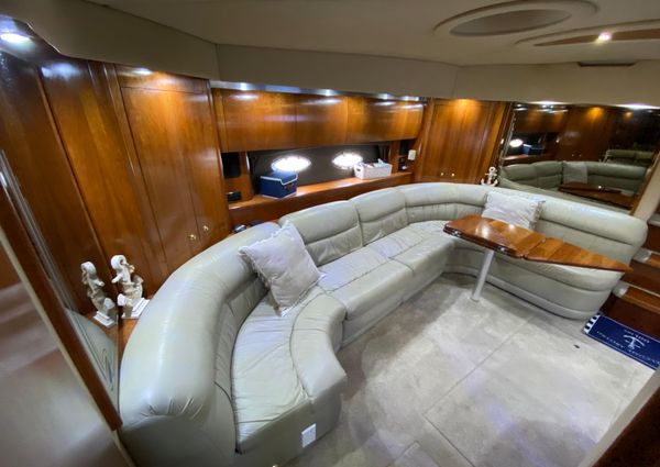 Cruisers Yachts 52 Express image