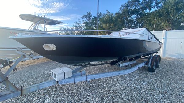 Avanti 27 Raceboat 